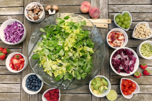 Plant-based foods benefit both the health of people and the planet (Photo: CC0)