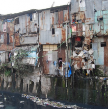 Poorer half: slum in Mumbai (Photo: Dieter Zirnig/Flickr.com)