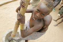 Undernourished girl in Niger (Photo: ILRI/Stevie Mann)